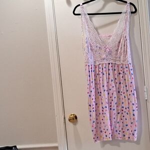 Avenue Pink Heart / Butterfly Print Lace Chemise